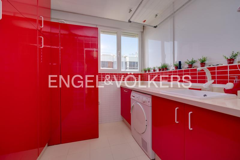 Foto eacc0a93-8cd3-4c7e-8d23-afb5afb2a2ce. Apartament amb calefacció aparcament piscina a El Acequión Torrevieja