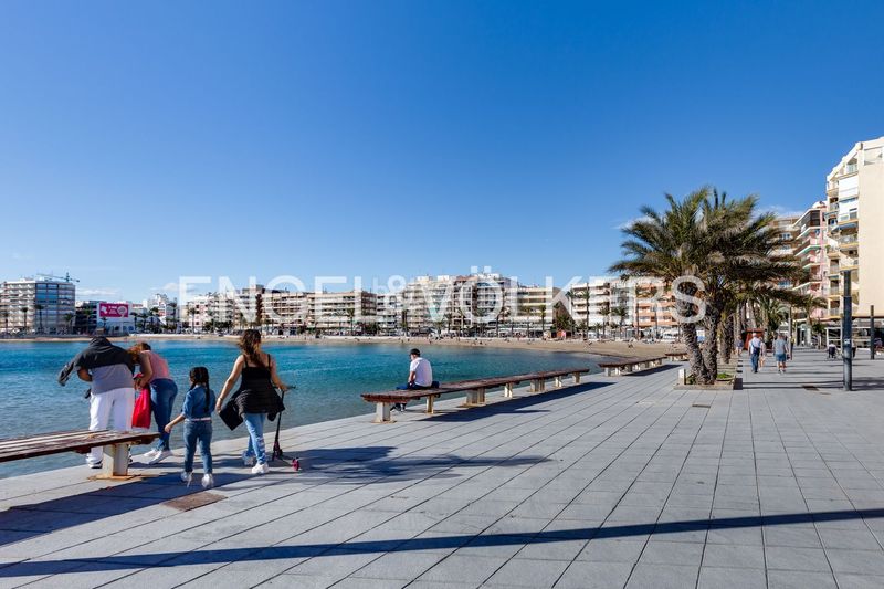 Foto eb33b876-dd93-45d5-a612-c44a6f8eb67e. Pis amb calefacció a Avenida Habaneras - Curva de Palangre Torrevieja