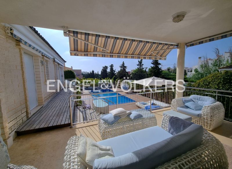 Foto e2b76ed2-ddb5-499d-b841-32249d1f1b3d. Xalet amb calefacció aparcament piscina a Cañada del Molino Torrevieja