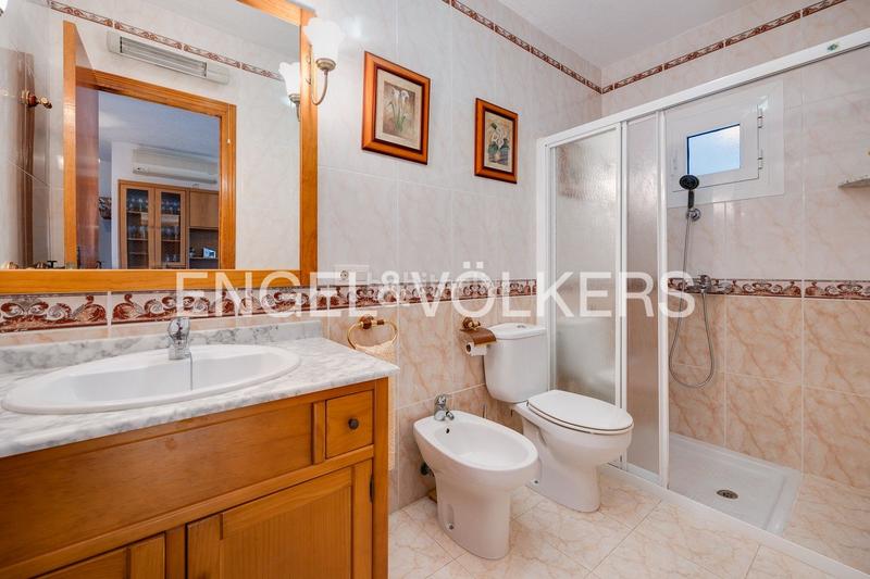 Foto 57223a96-6677-430b-ac2d-3e5c29d230f0. Maison jumelée avec chauffage parking piscine dans Los Balcones-Los Altos Torrevieja