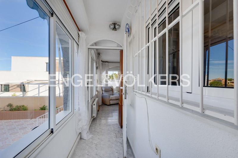 Foto 7af1ef2e-a510-4489-9ed3-2ea588d806a8. Maison jumelée avec chauffage parking piscine dans Los Balcones-Los Altos Torrevieja