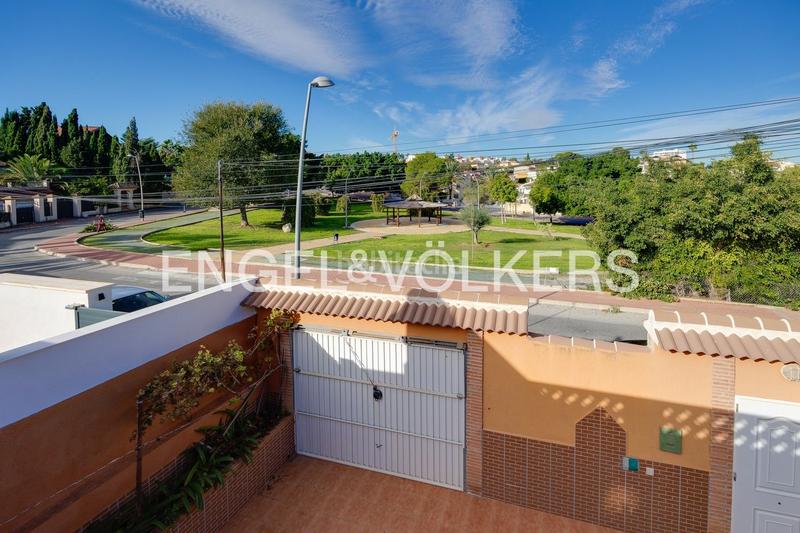 Foto b7525d3b-467f-4625-8581-4285a382ea43. Maison jumelée avec chauffage parking piscine dans Los Balcones-Los Altos Torrevieja