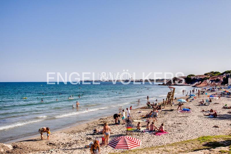 Foto ca307888-ba81-4de2-8a6c-93de4792e060. Maison jumelée avec chauffage parking piscine dans Los Balcones-Los Altos Torrevieja