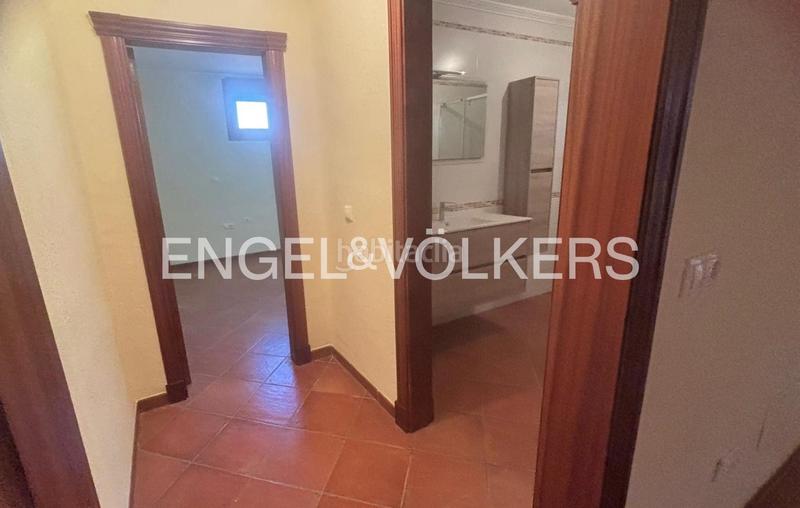 Foto 1e737558-2e6c-4cad-9d5a-d6c7e5375887. Casa adosada exclusivo dúplex pareado con piscina comunitaria en los balcones, en Torrevieja