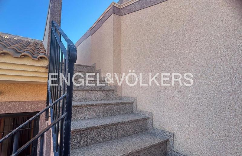Foto 4463efd3-d1e5-45c6-ba06-afcdcecfc9fa. Casa adosada exclusivo dúplex pareado con piscina comunitaria en los balcones, en Torrevieja
