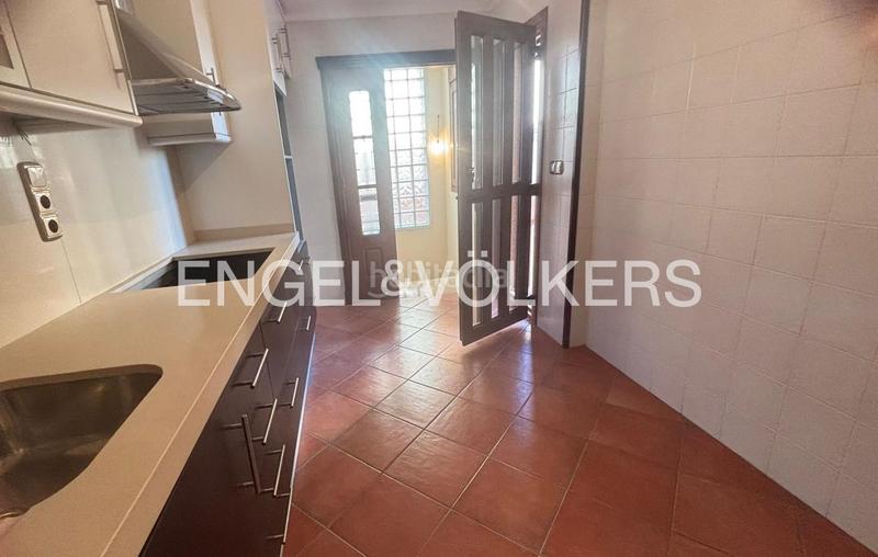 Foto 5a5c2fb4-0007-4169-8061-459fb43961ce. Casa adosada exclusivo dúplex pareado con piscina comunitaria en los balcones, en Torrevieja