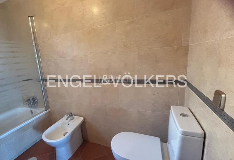 Foto 7e32a091-88c4-44ea-82fd-f1bc651337e2. Casa adosada exclusivo dúplex pareado con piscina comunitaria en los balcones, en Torrevieja