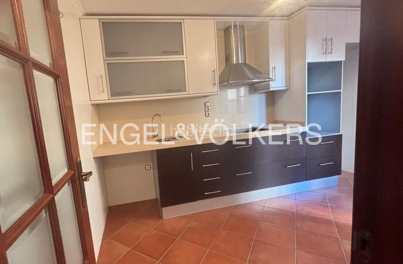 Foto 80dca9f3-be5b-40dd-bb2d-d8ee5e225d27. Casa adosada exclusivo dúplex pareado con piscina comunitaria en los balcones, en Torrevieja