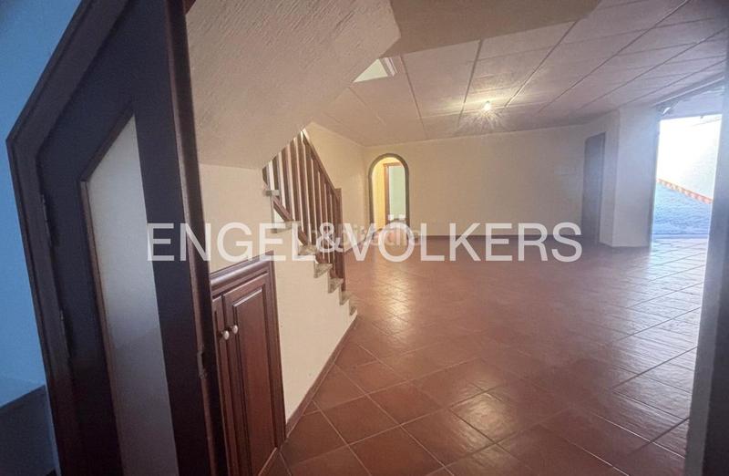 Foto ba0026a1-022e-47a1-b0c8-5aa79550279d. Casa adosada exclusivo dúplex pareado con piscina comunitaria en los balcones, en Torrevieja