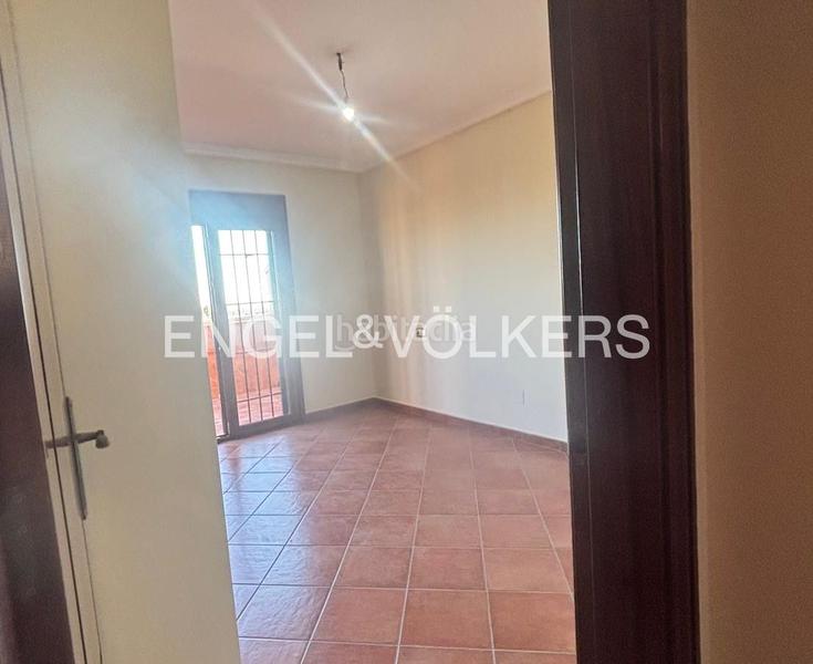 Foto c26d399e-1023-4344-95c2-0a45c3e382f9. Casa adosada exclusivo dúplex pareado con piscina comunitaria en los balcones, en Torrevieja