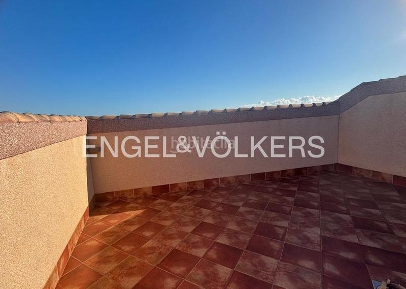 Foto d452f519-b008-40af-b406-3e9fcc07f8a8. Casa adosada exclusivo dúplex pareado con piscina comunitaria en los balcones, en Torrevieja