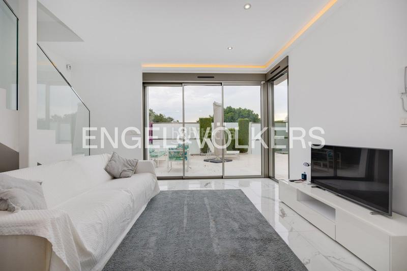 Foto 0935e046-023c-409f-99df-8ea7f38e16be. Casa con riscaldamento parcheggio piscina in Los Almendros Orihuela