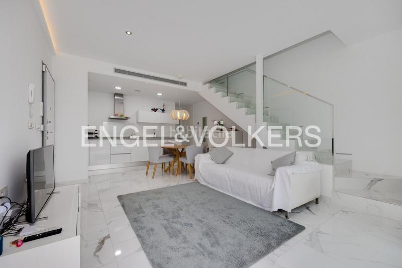 Foto 31d4afd0-febd-4365-9463-0934632ba6dc. Casa con riscaldamento parcheggio piscina in Los Almendros Orihuela