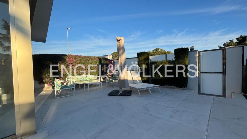 Foto 3fc8b0b1-fc67-4717-b2fc-9e7e320fe92b. Haus mit heizung parking pool in Los Almendros Orihuela