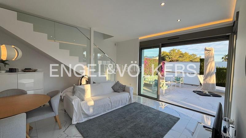 Foto 47d45374-e8d5-4e17-998a-f48daf7cc8db. Haus mit heizung parking pool in Los Almendros Orihuela