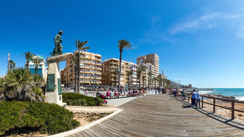 Foto 19134b24-9d11-41db-926b-298106a72a46. Pis amb calefacció aparcament a Centro - Muelle Pesquero Torrevieja