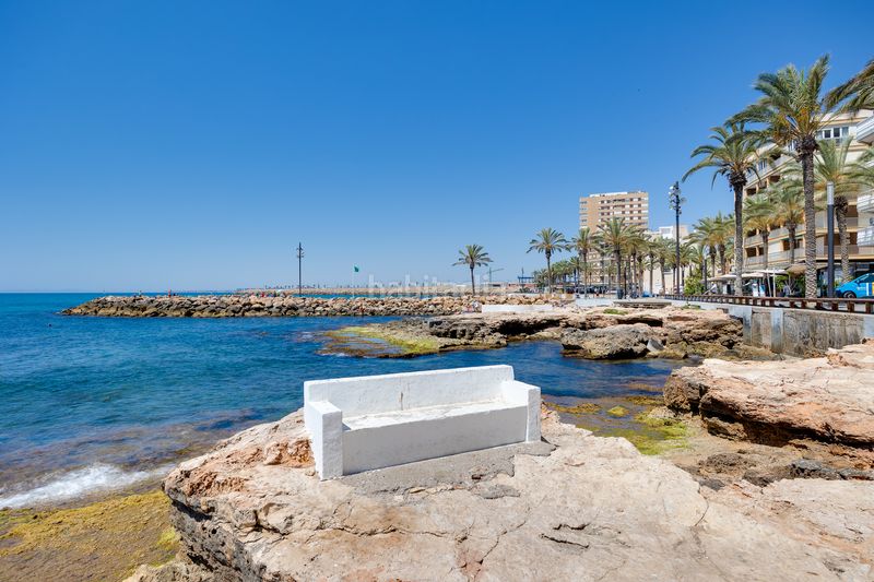 Foto 3be77fca-392c-4668-9d68-5c25cff242fc. Pis amb calefacció aparcament a Centro - Muelle Pesquero Torrevieja