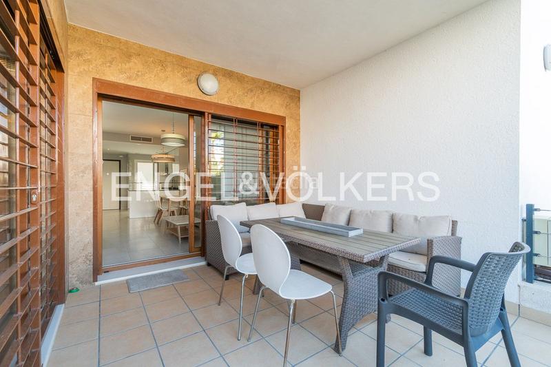 Foto 306e49d8-4696-4225-bc4f-bc3cda75e372. Apartment with heating parking pool in La Zenia Orihuela