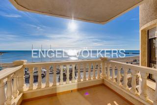 Appartement à Zona Playa de los Locos. Piso con 3 dormitorios  en primera línea de la playa de los loco