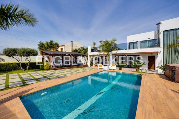 Foto 0bb3dfc2-d89d-48df-b347-5e050520e387. Masia amb calefacció aparcament piscina a Los Balcones-Los Altos Torrevieja