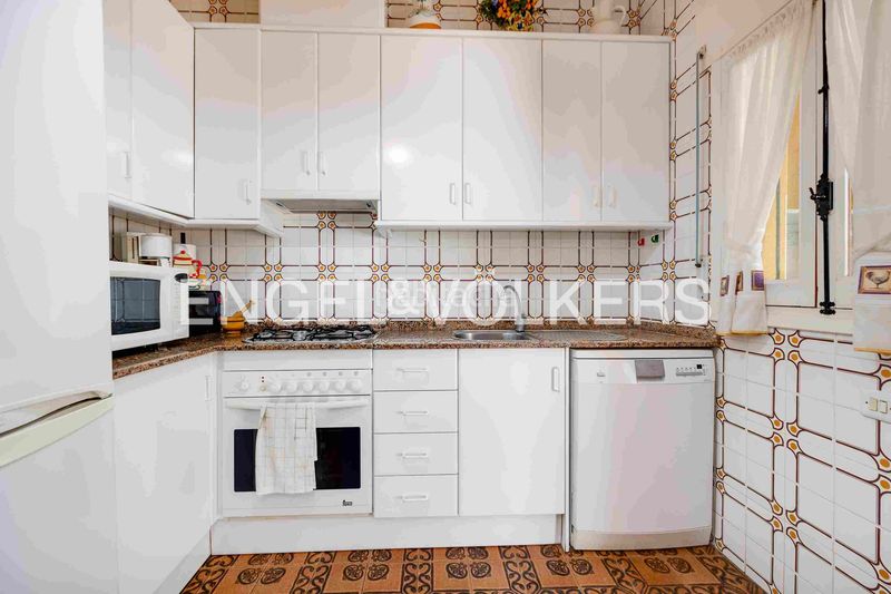 Foto 01467c3b-c5cc-451e-9bbf-20a0f99b10e5. Casa amb calefacció aparcament a Campoamor Orihuela