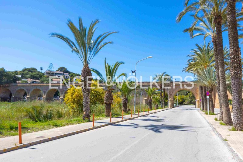 Foto 1b8c04b3-81eb-4e73-b989-93279c82d164. Casa amb calefacció aparcament a Campoamor Orihuela