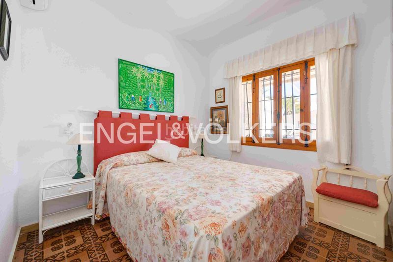 Foto 1c53dac6-e049-4d1f-b2fa-a66eba164a4d. Casa amb calefacció aparcament a Campoamor Orihuela