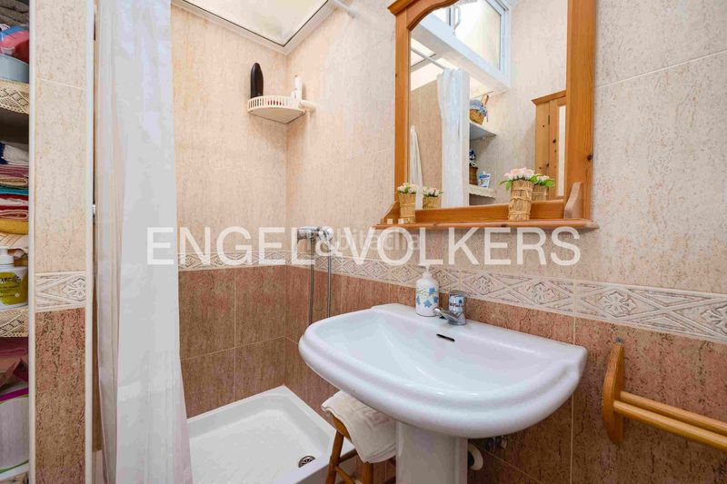 Foto b9ba7065-c5db-437f-98f3-fe6391a30ee7. Casa amb calefacció aparcament a Campoamor Orihuela