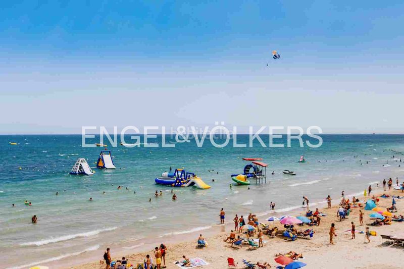 Foto c574cf17-d2b5-4cfa-ad4a-7dd8d8aa3dbe. Casa amb calefacció aparcament a Campoamor Orihuela