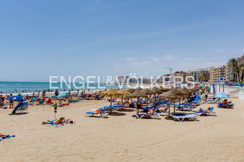Foto 84325cc3-7903-4137-8110-eabad36f2567. Pis amb calefacció aparcament a Zona Playa del Cura Torrevieja