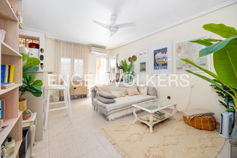 Foto 62dcc99c-a0d5-4764-954c-28191bda0307. Àtic amb calefacció a Playa de los Náufragos Torrevieja