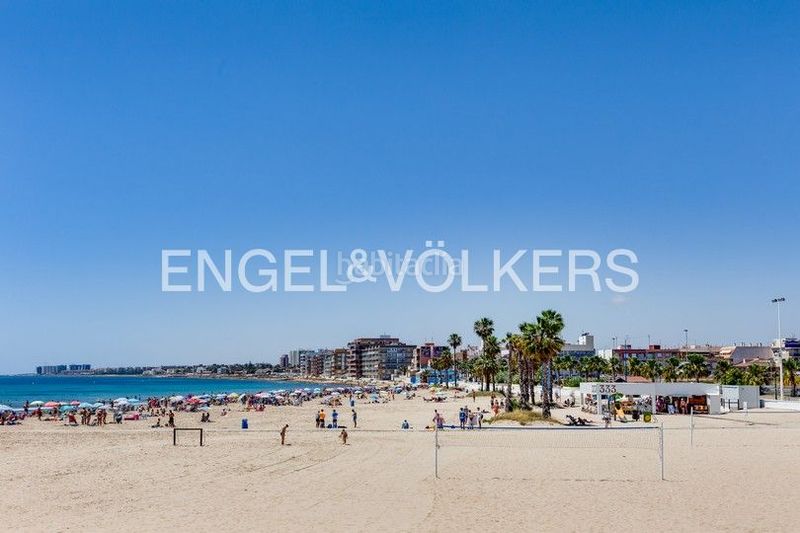 Foto 6a3b18be-8d65-4535-acc0-d34590e22a4b. Àtic amb calefacció a Playa de los Náufragos Torrevieja