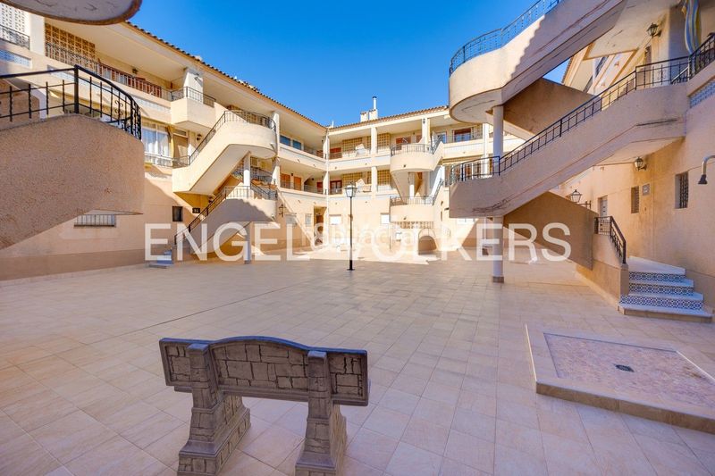 Foto 8d40318d-85f5-486e-ba24-09c81d45cac6. Àtic amb calefacció a Playa de los Náufragos Torrevieja