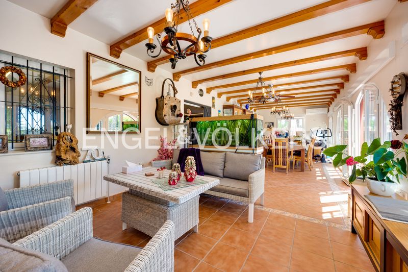 Foto 25979125-5c9e-4410-98c0-3e2e2f77b7a0. Casa amb calefacció aparcament piscina a Daya Vieja