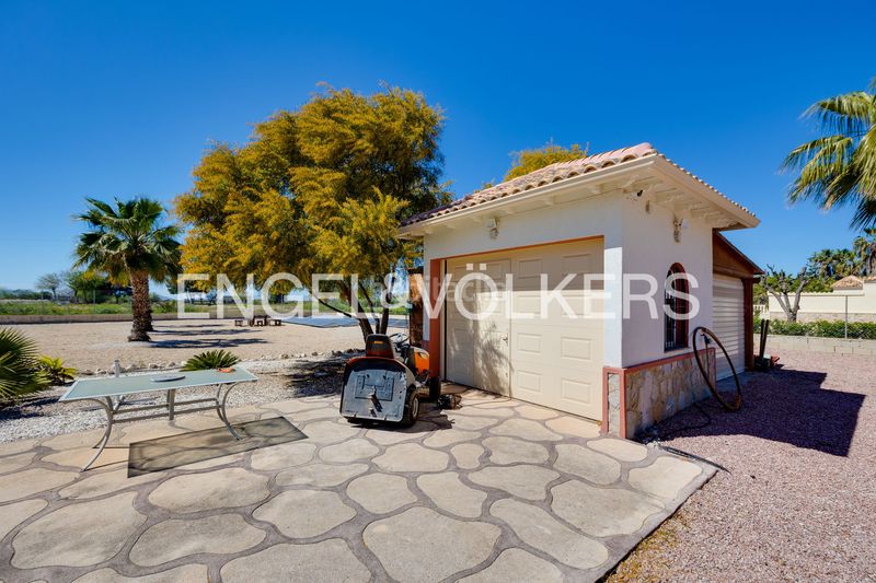 Foto 430d41b9-c870-452f-9b42-32d1293fbe87. Casa amb calefacció aparcament piscina a Daya Vieja