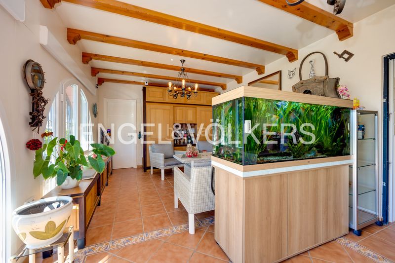 Foto 46431d41-8c0a-438e-a4a3-98458ac25bf3. Casa amb calefacció aparcament piscina a Daya Vieja