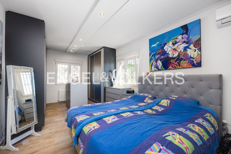 Foto 711854d7-0fee-4ce3-9e7e-d5ca6f54f6ce. Casa amb calefacció aparcament piscina a Daya Vieja