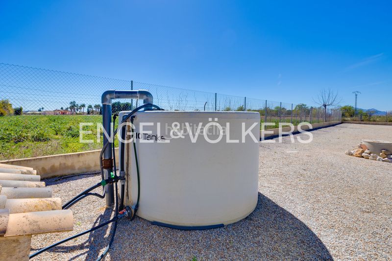 Foto 87dc68d5-a116-4f73-9b54-5fd9b2f29631. Casa amb calefacció aparcament piscina a Daya Vieja