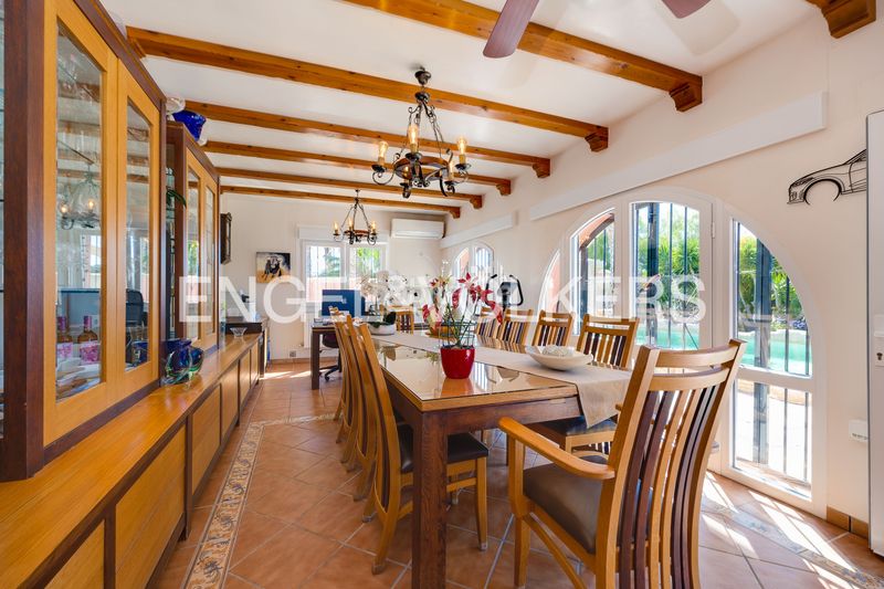 Foto c627ace7-98e9-40b0-accd-55f0f8e5b2b8. Casa amb calefacció aparcament piscina a Daya Vieja