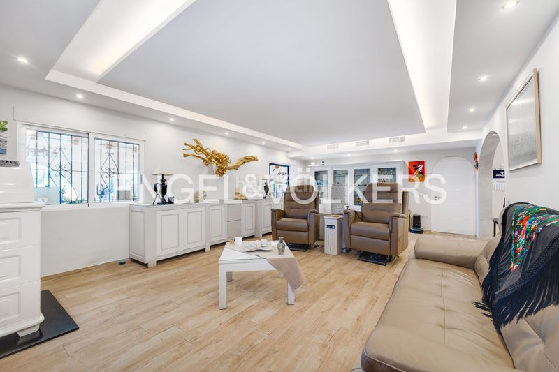 Foto d68ec7bc-723f-4f16-9b92-e3173b7e1af6. Casa amb calefacció aparcament piscina a Daya Vieja