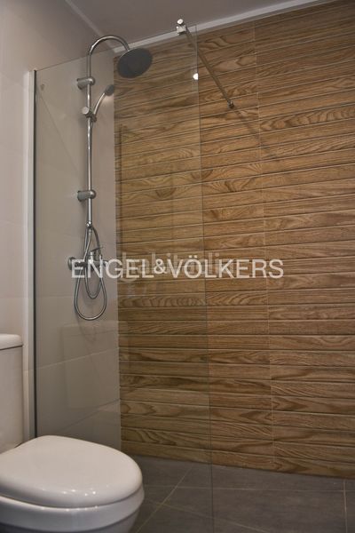 Foto a5660b4c-03ac-43d6-9ac9-c409059de964. Lloguer casa amb calefacció aparcament piscina a Torrevieja