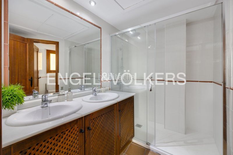 Foto 09e3b539-f46b-4de8-acb4-7ac1d8f657f1. Flat with heating parking pool in Punta Prima Torrevieja