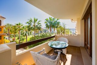 Appartamento in Punta Prima. Apartamento con garaje en panorama park punta prima