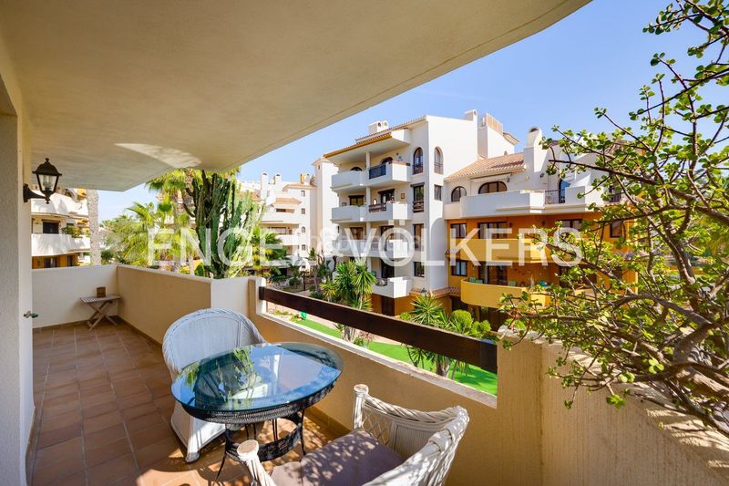 Foto 9df444e9-0b13-4b1f-a066-0b9c4d912ba0. Flat with heating parking pool in Punta Prima Torrevieja