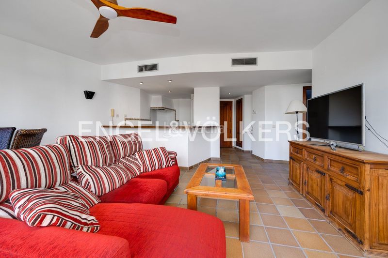 Foto cd404af5-d9e3-417d-b9d5-1cbccbcd3d94. Flat with heating parking pool in Punta Prima Torrevieja