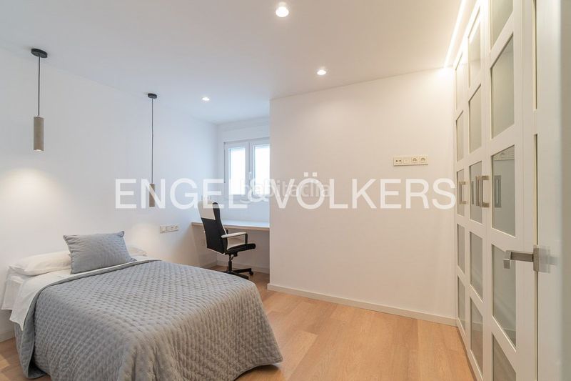 Foto 737d97ff-d3cf-4b2b-8118-1a2599e21b1a. Location attique avec chauffage dans Centro - Muelle Pesquero Torrevieja