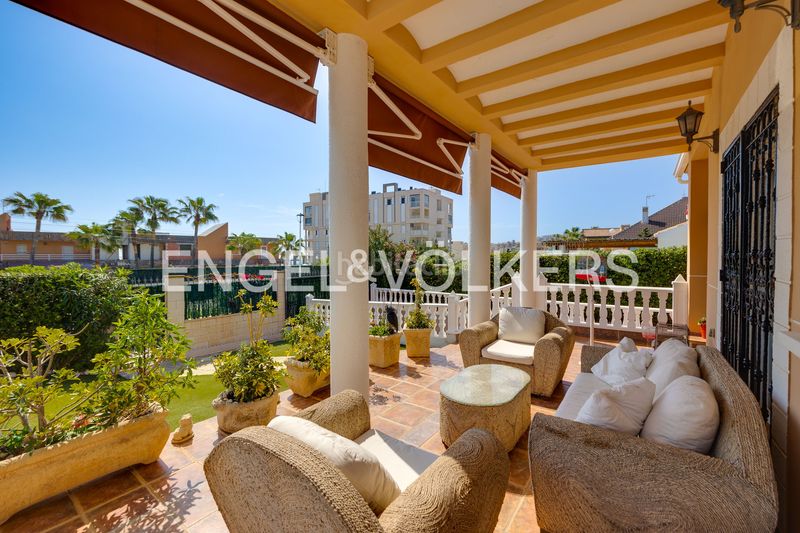 Foto 41e6b853-96b7-454b-902b-82f26734fd43. Masia amb calefacció aparcament piscina a Cañada del Molino Torrevieja