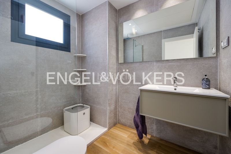 Foto 0d766359-4dbd-4d7b-ba36-40a090e41ddf. Casa amb calefacció aparcament piscina a La Veleta Torrevieja