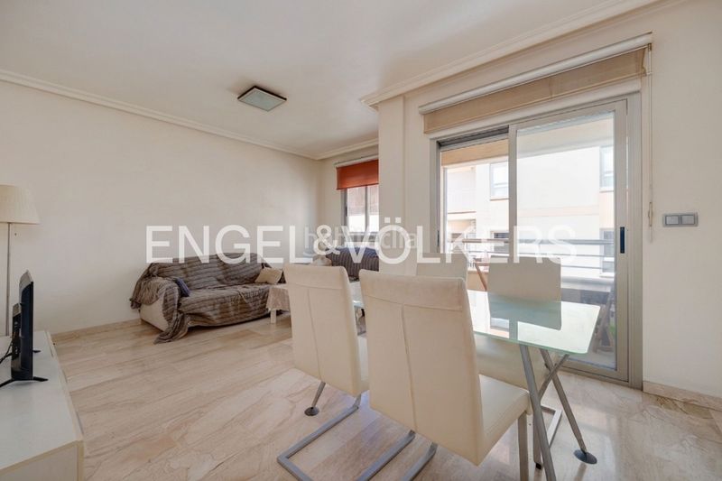 Foto d6d988d3-d7f9-4246-ac59-e785c489d1ae. Pis amb calefacció a Centro - Muelle Pesquero Torrevieja