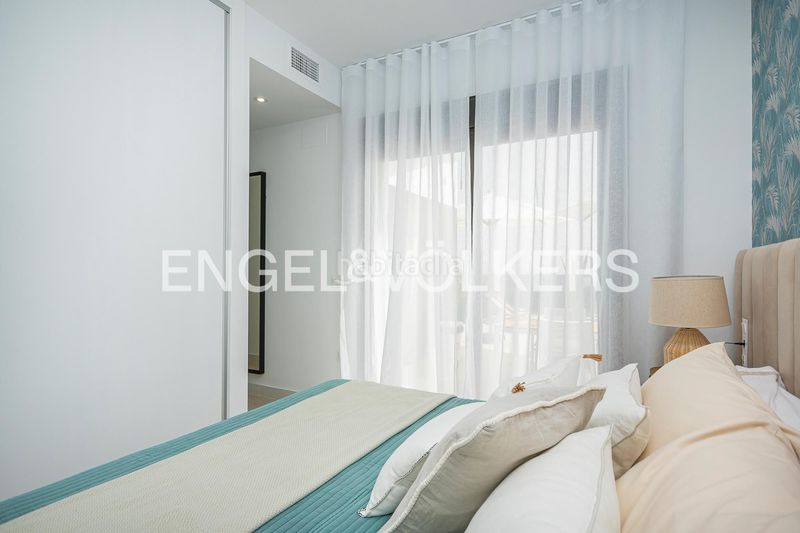 Foto 43fe8d97-e6bc-4a47-aa99-5878ba913a70. Casa a schiera con riscaldamento parcheggio piscina in Torrevieja